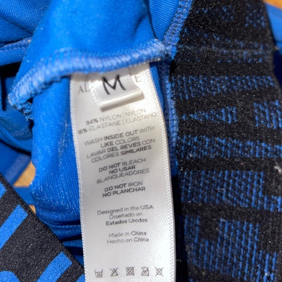 Alphalete bra💙 - Picture 2 of 3